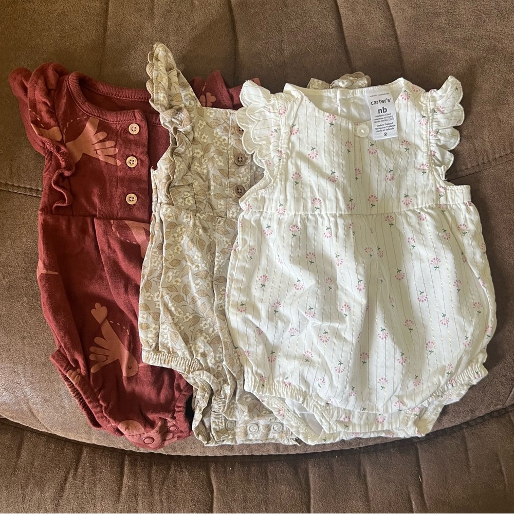 Carter's Baby Girls' One Piece Bodysuits